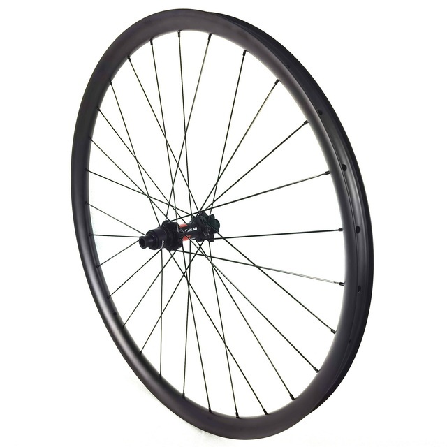 Super Light 27.5ER Carbon Wheels 33mm Width Asymmetrical DT 240 EXP hub