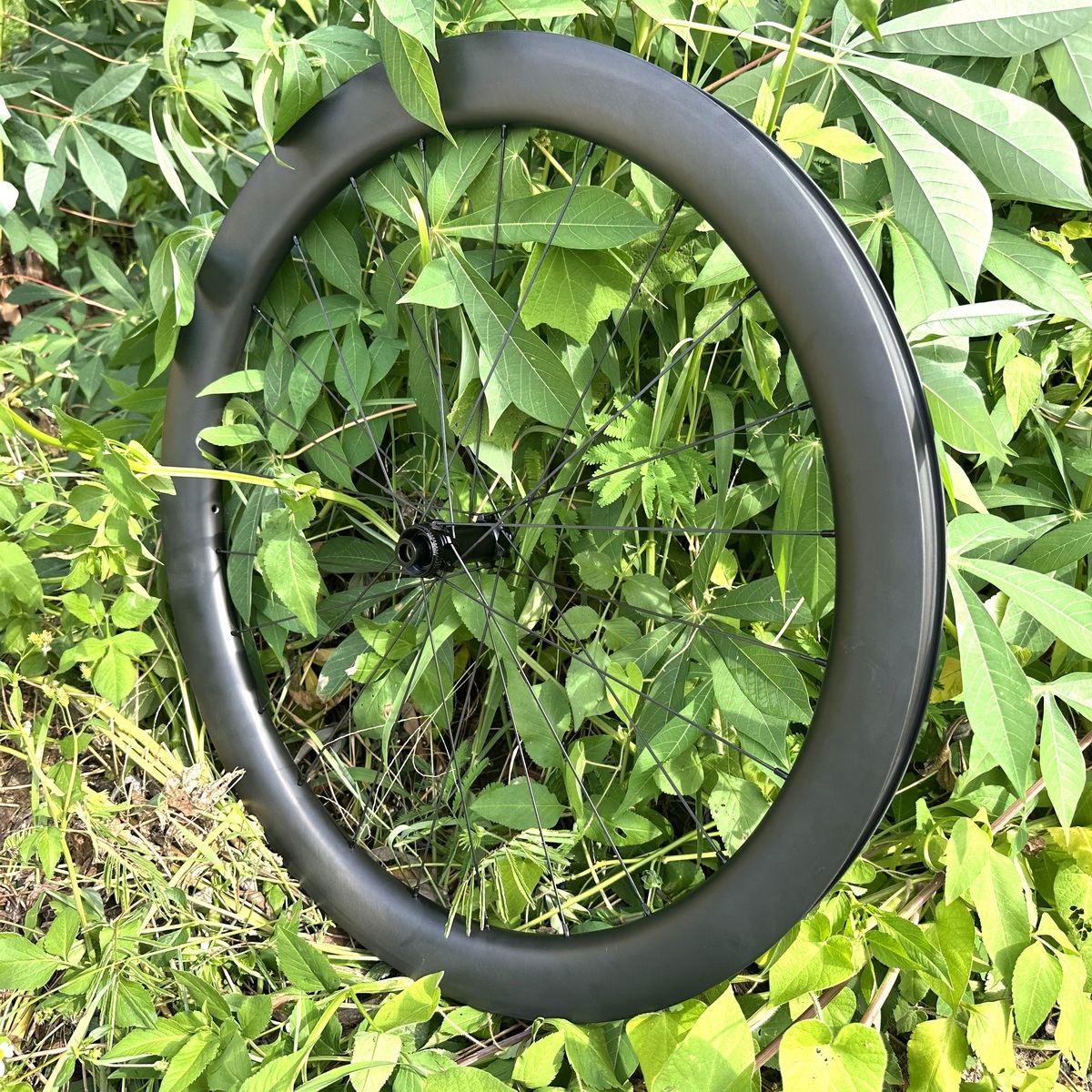 700C Super Light 32mm internal Width Gravel Carbon Wheels 49mm 54mm 59mm 64mm Profiles Tubeless Center Lock Shimano HG Sram XDR