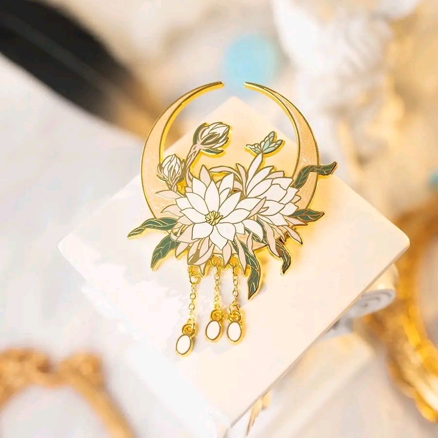 Custom Pin badge
