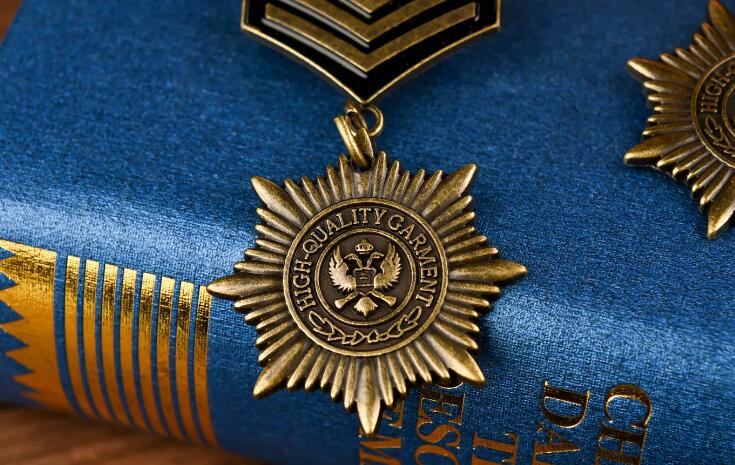 Impressive Pin Essential Tips for Starting a Pin Collection: 6 Key Insights for Collectors