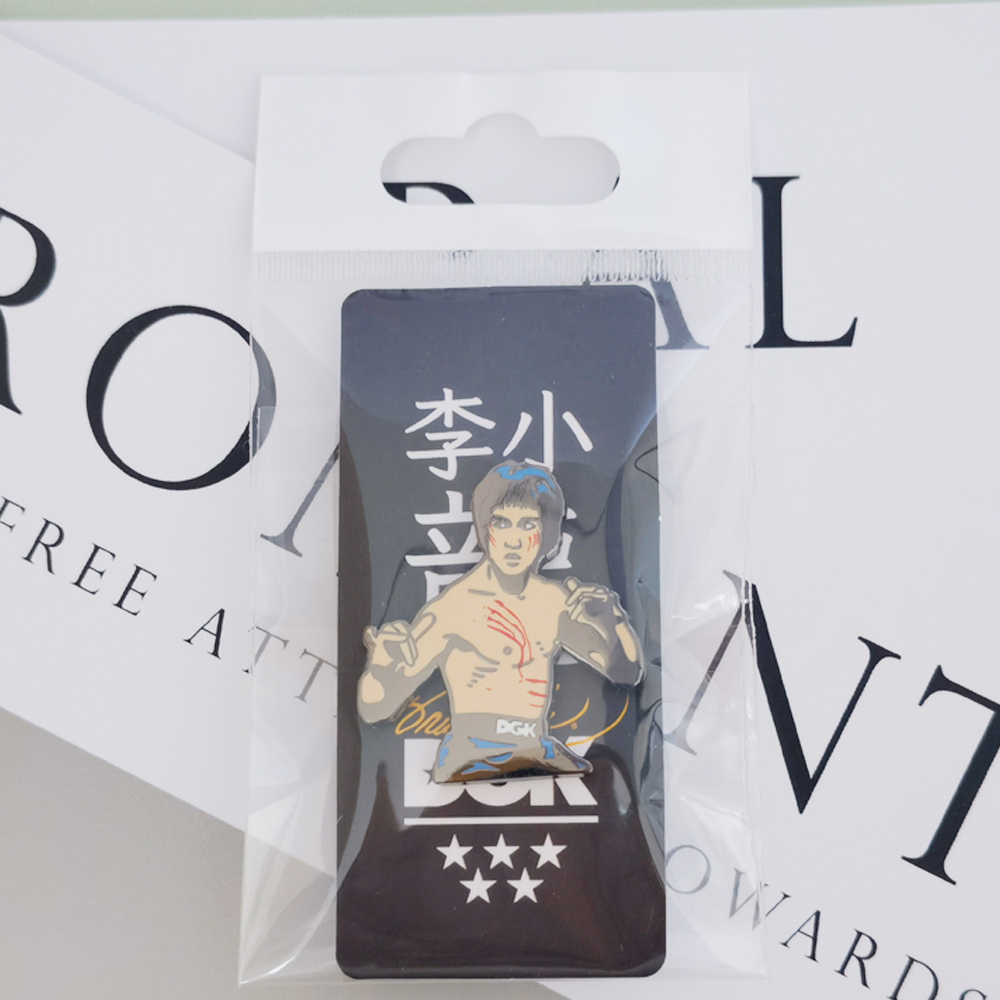 ⚡ Bruce Lee Collectible Pins: Embrace the Dragon's Spirit ⚡