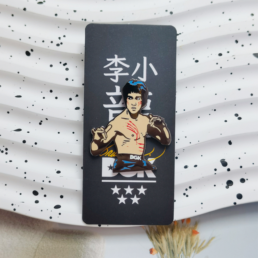 ⚡ Bruce Lee Collectible Pins: Embrace the Dragon's Spirit ⚡