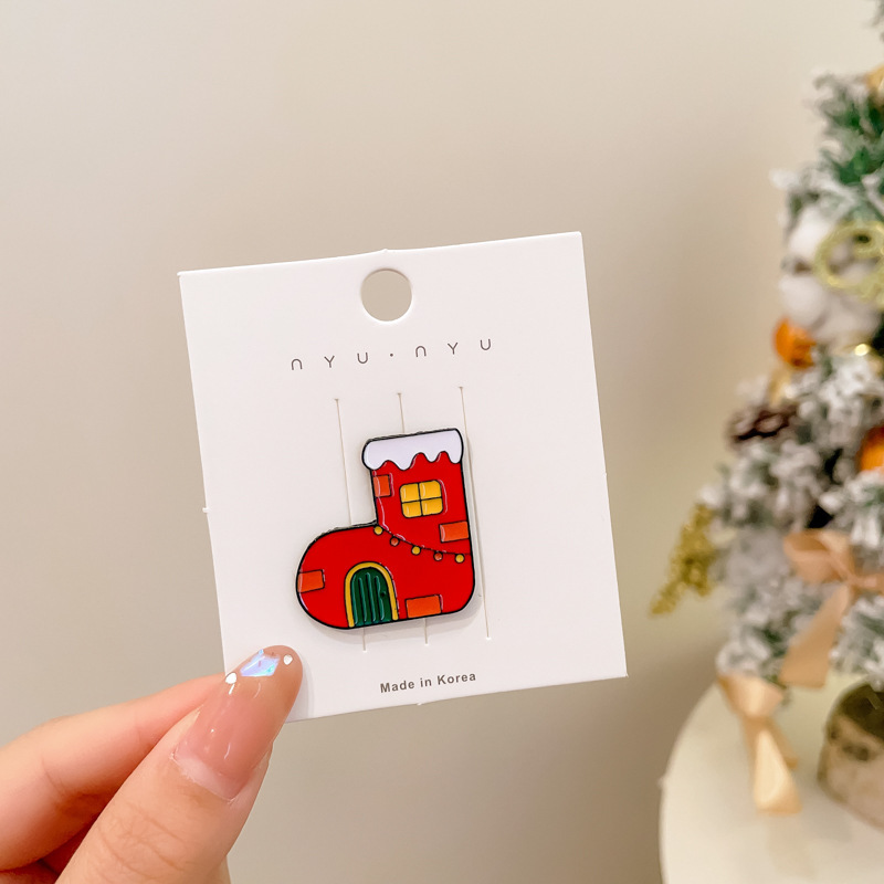 2024 New Christmas Elk Brooch Personalized Metal Santa Claus Badge Pin Cartoon Collar Ornament