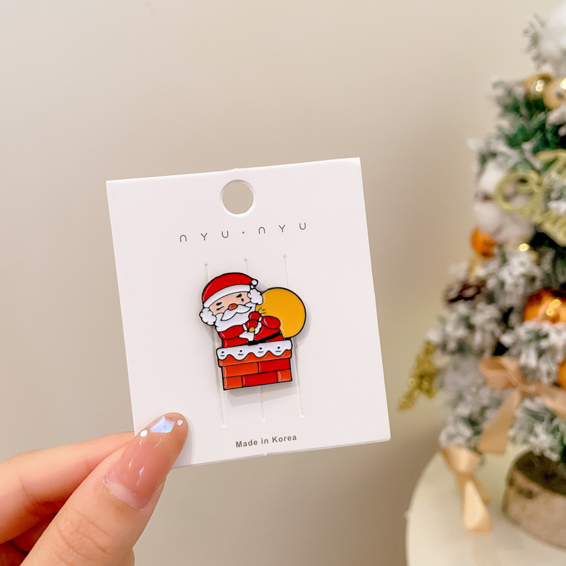 2024 New Christmas Elk Brooch Personalized Metal Santa Claus Badge Pin Cartoon Collar Ornament