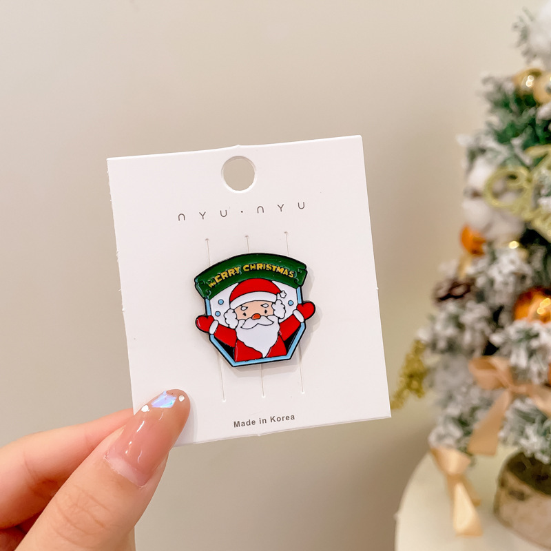 2024 New Christmas Elk Brooch Personalized Metal Santa Claus Badge Pin Cartoon Collar Ornament