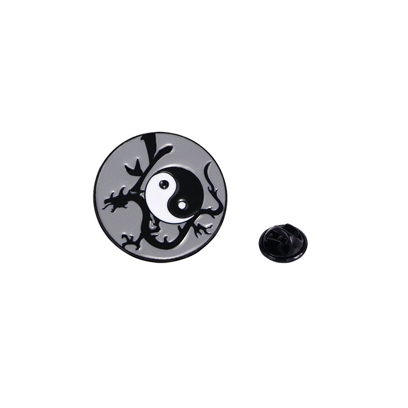 原创设计中国太极八卦图胸针国风传统复古徽章合金刺马针衣服装饰