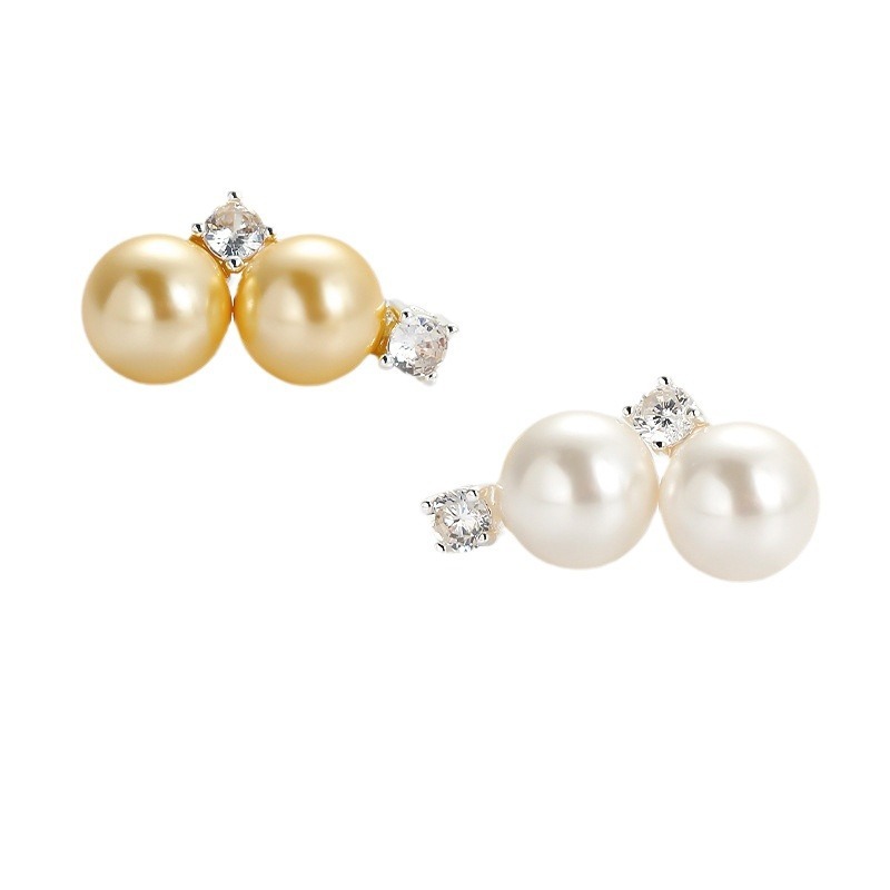 Pearl Earrings 