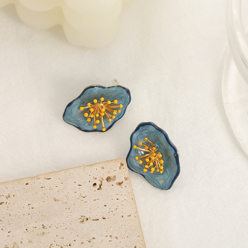 Glazed flower bud retro earrings