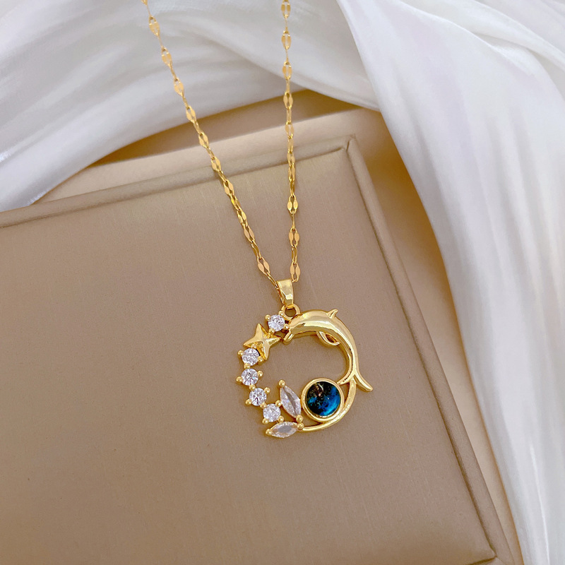 Starry sky planet light luxury temperament gorgeous full diamond necklace female versatile clavicle necklace temperament light luxury niche design