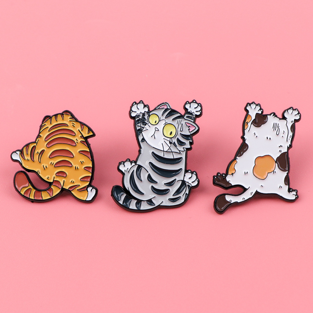 Climbing Cat Pins – Pinrealm Collection