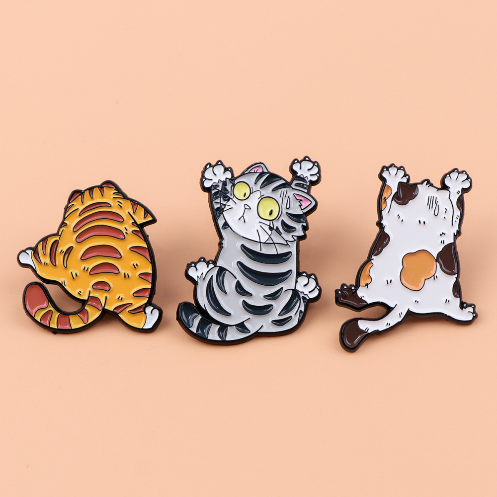 Climbing Cat Pins – Pinrealm Collection