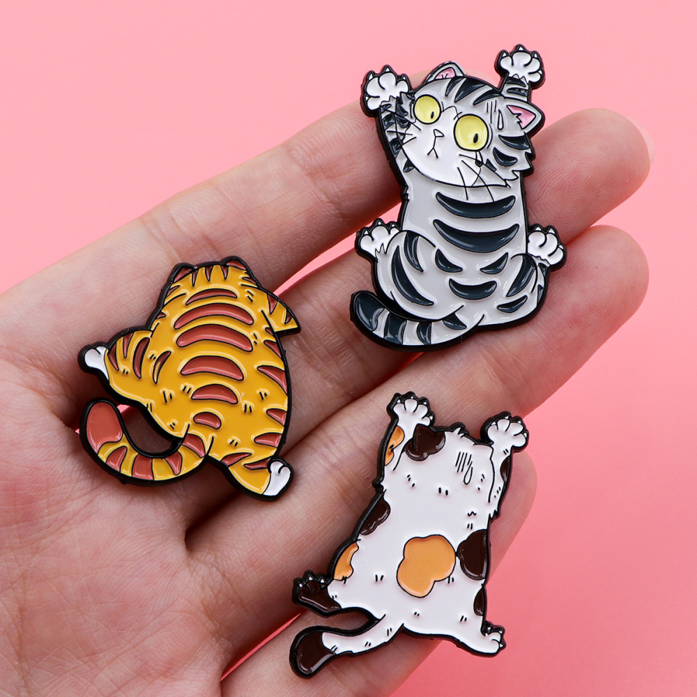 Climbing Cat Pins – Pinrealm Collection