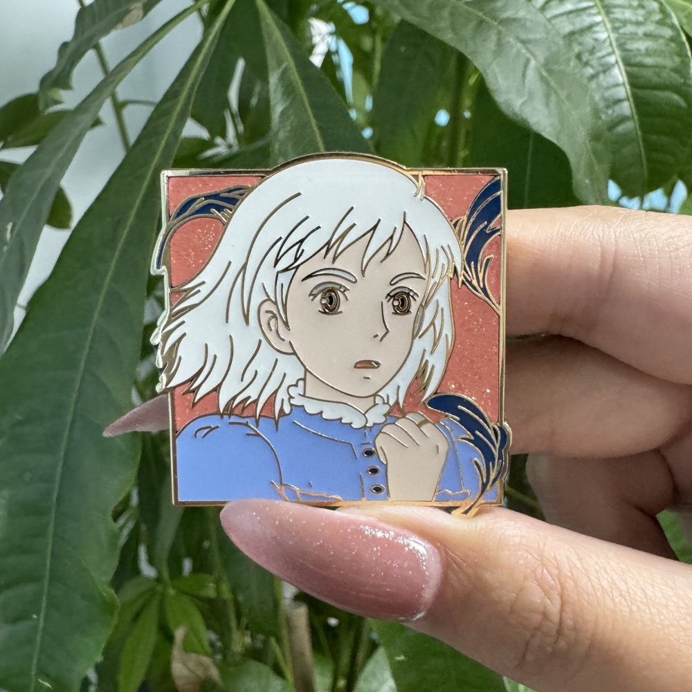 Hayao Miyazaki animation Japanese enamel metal badge Howl's Moving Castle bag accessories