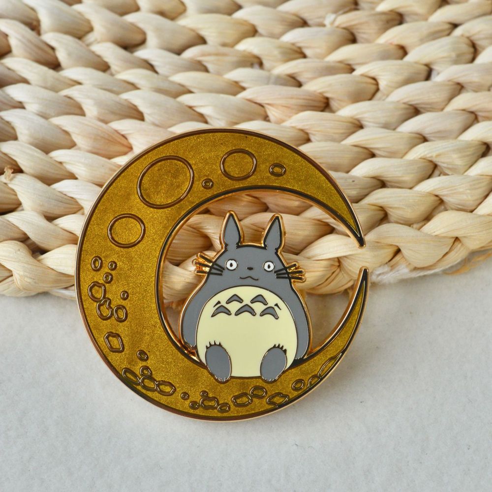 Hayao Miyazaki My Neighbor Totoro metal badge enamel badge Japanese cute anime brooch school bag accessories pin