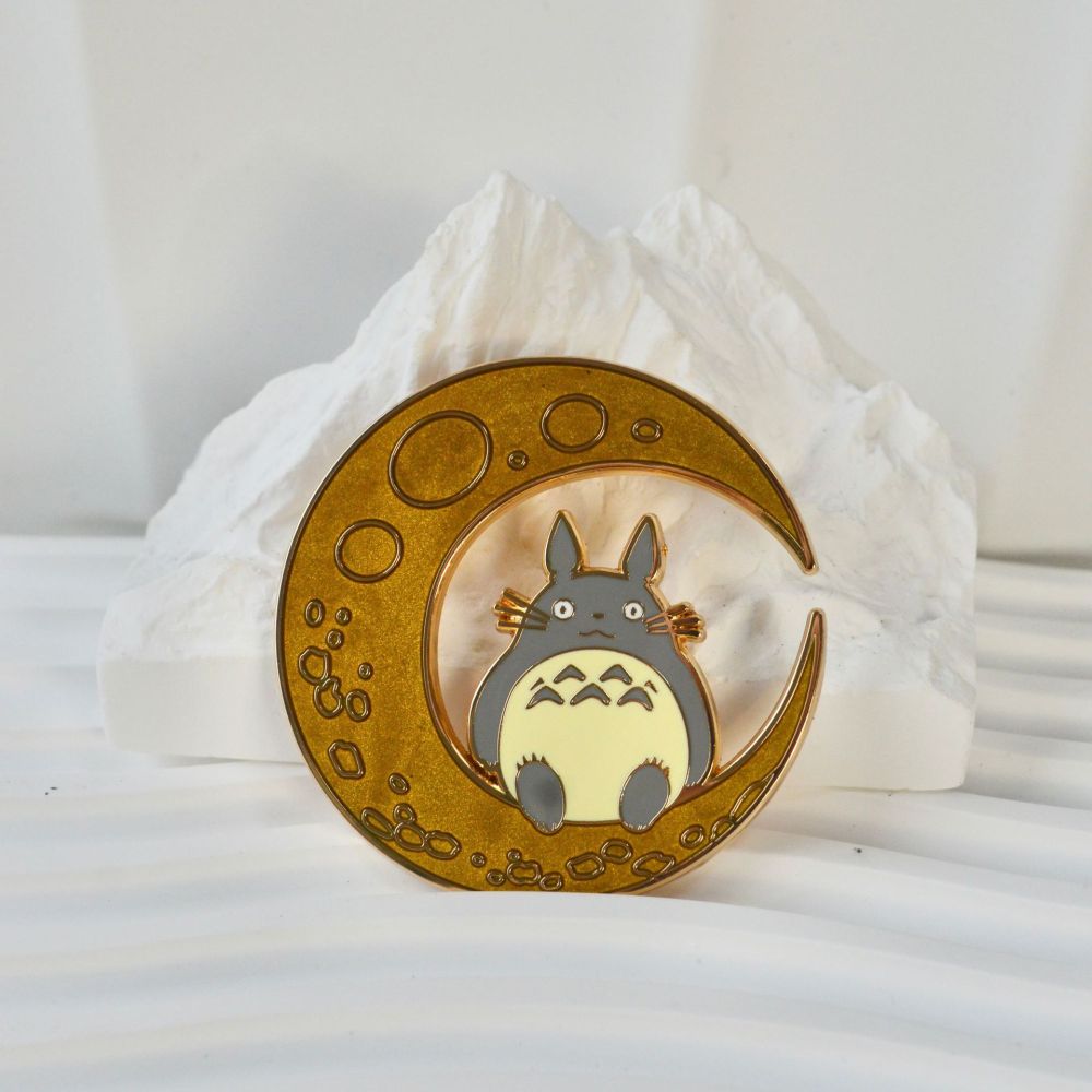 Hayao Miyazaki My Neighbor Totoro metal badge enamel badge Japanese cute anime brooch school bag accessories pin