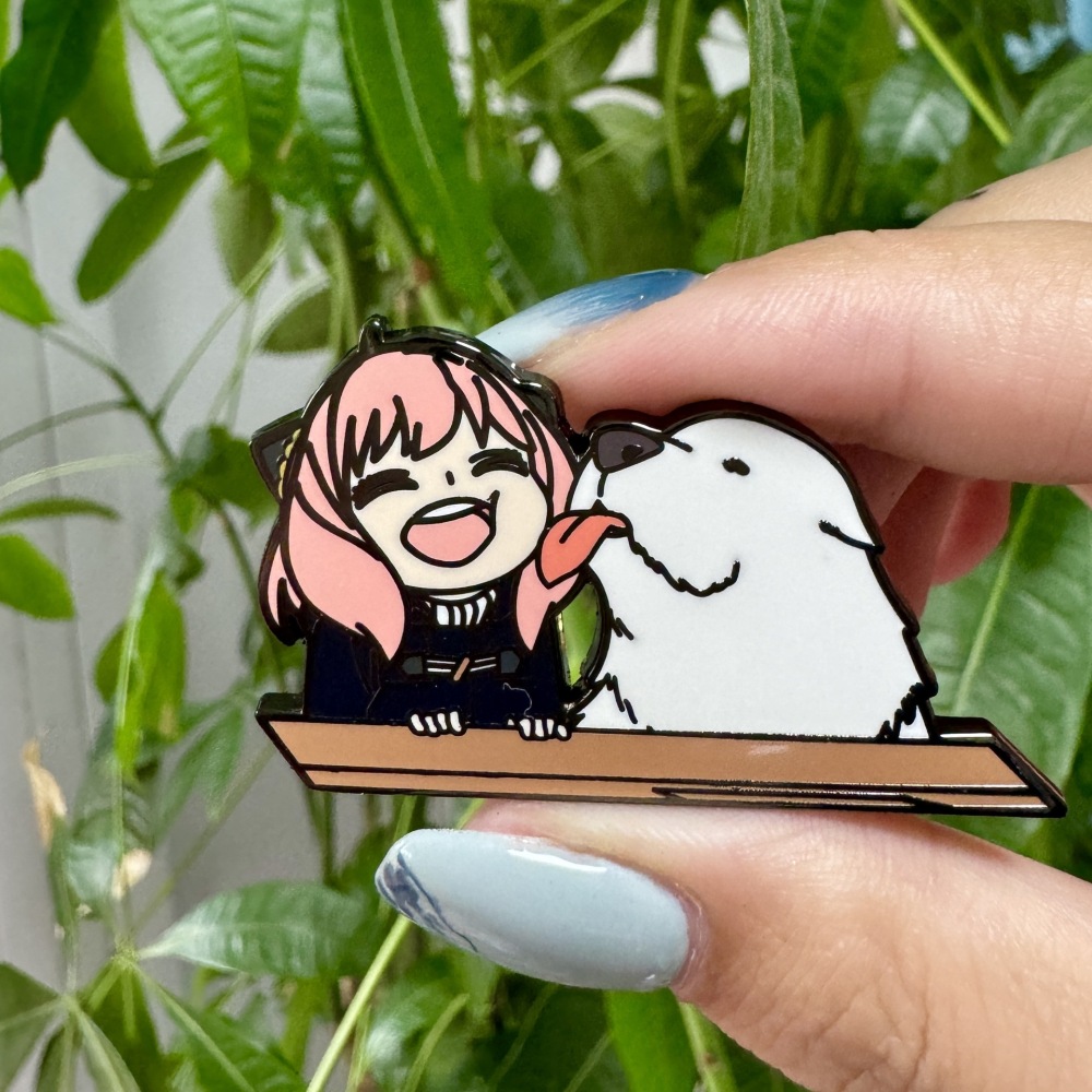 Spy house metal badge Ania Bond enamel badge anime cute brooch bag accessories