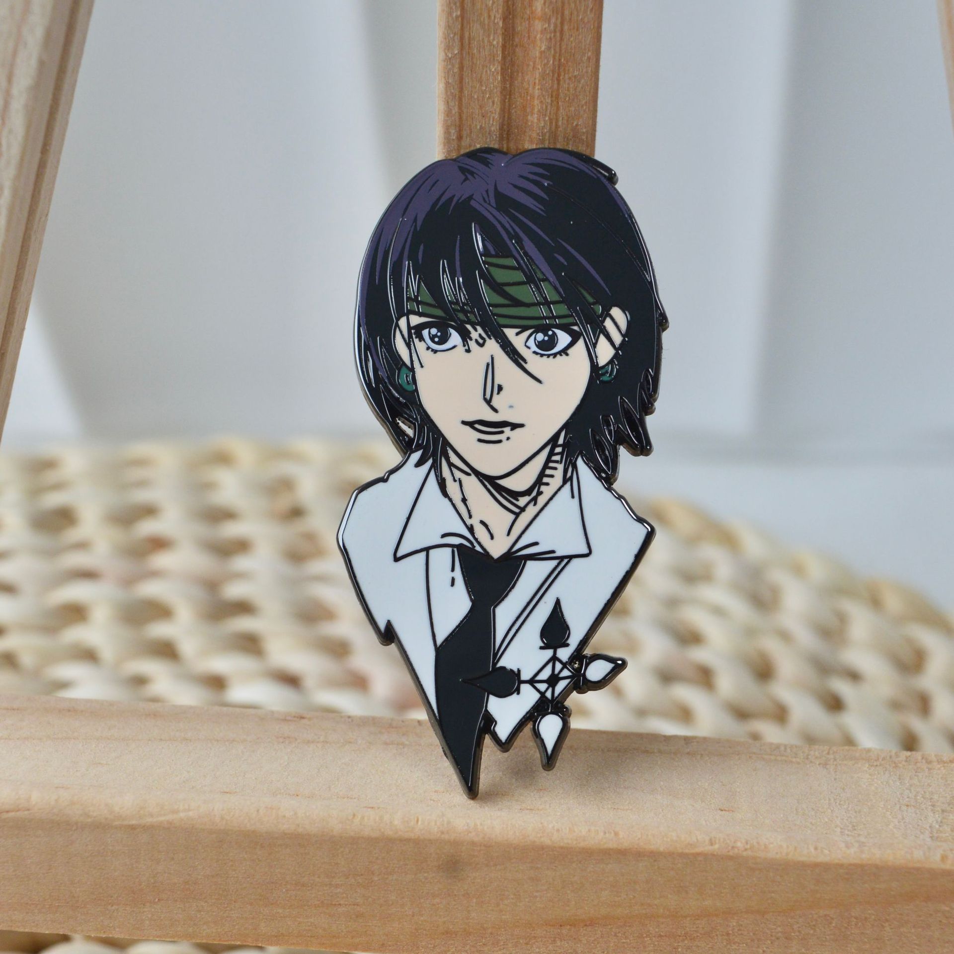 Hunter x Hunter brooch Hisoka metal brooch Chrollo enamel badge Japanese anime metal badge pin