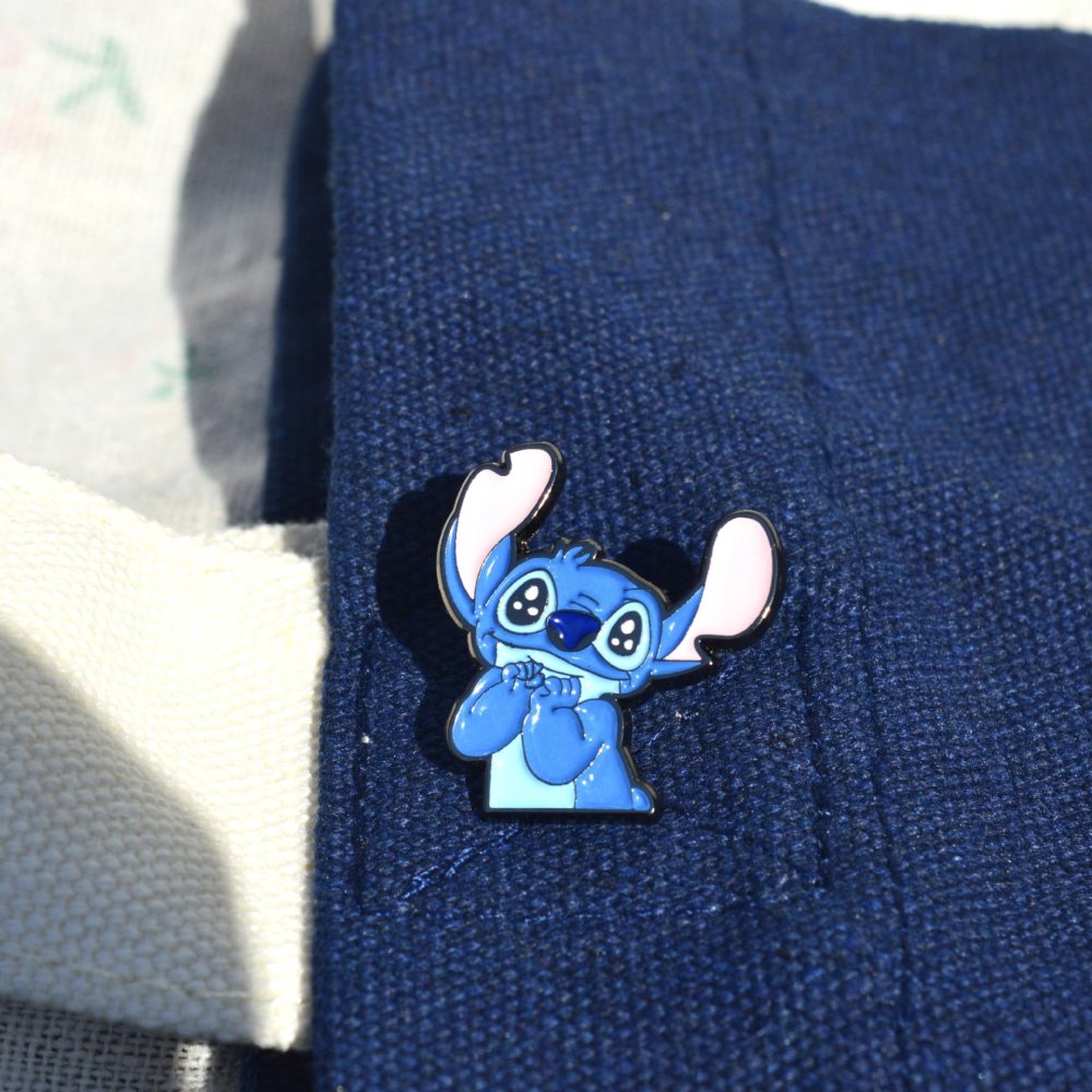 Stitch badge cute couple brooch ins cartoon pin metal badge bag accessories