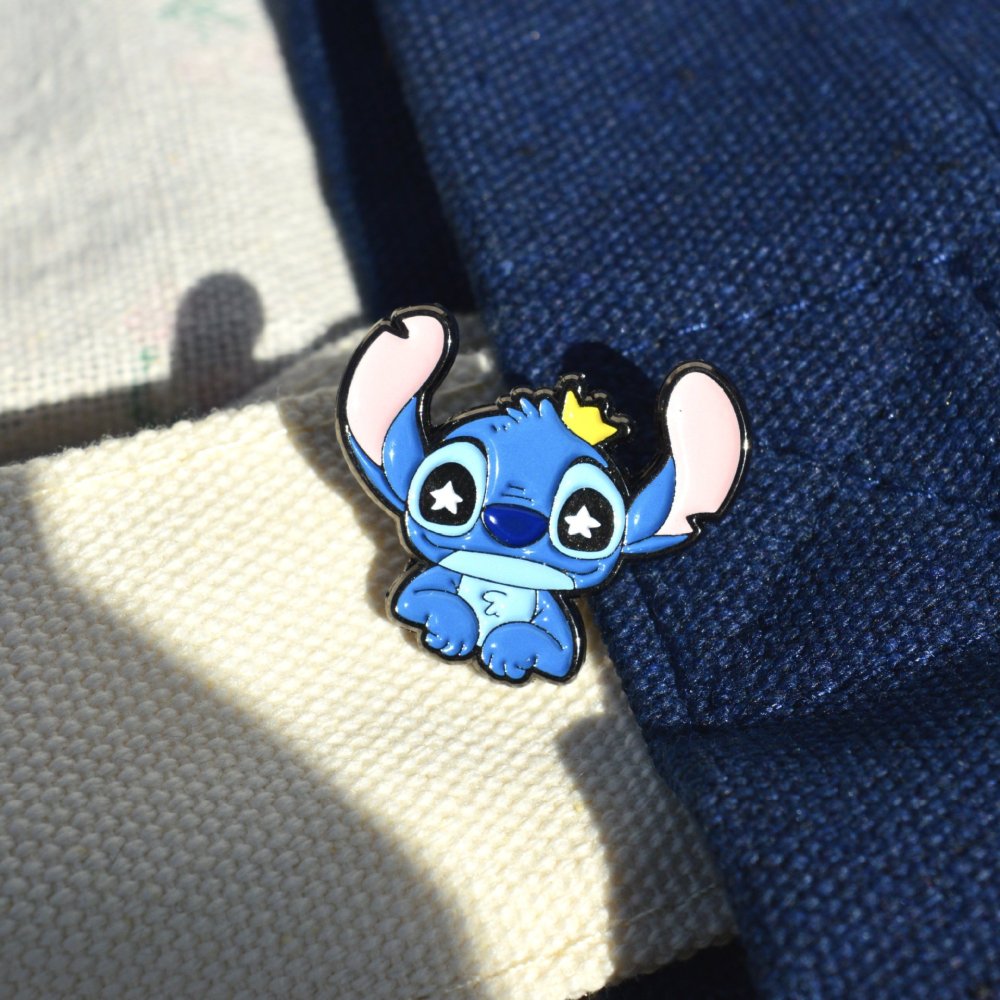 Stitch badge cute couple brooch ins cartoon pin metal badge bag accessories