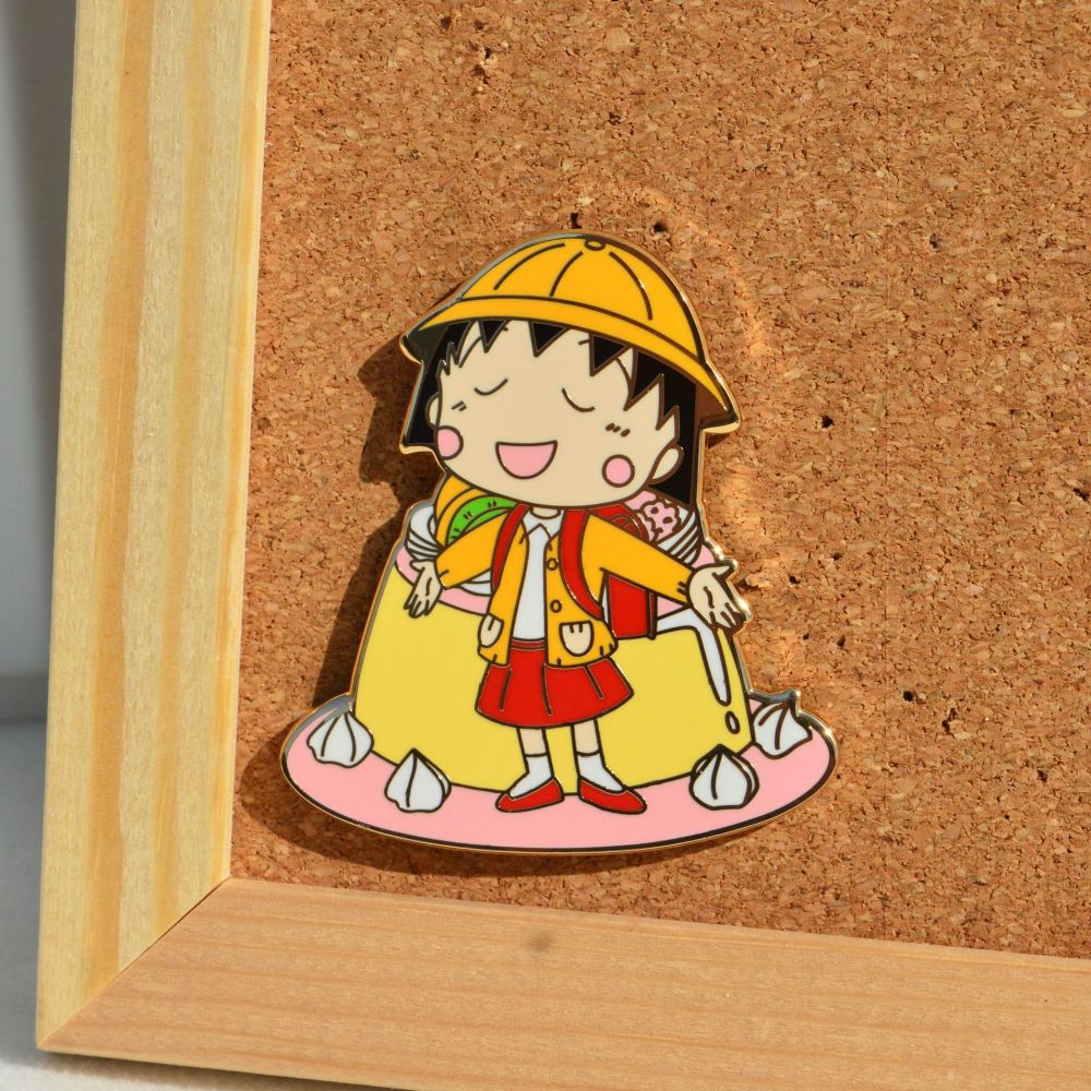 Chibi Maruko-chan Brooch Pudding Cake Maruko-chan Imitation Enamel Metal Badge Japanese Comics Cute Schoolbag Accessories