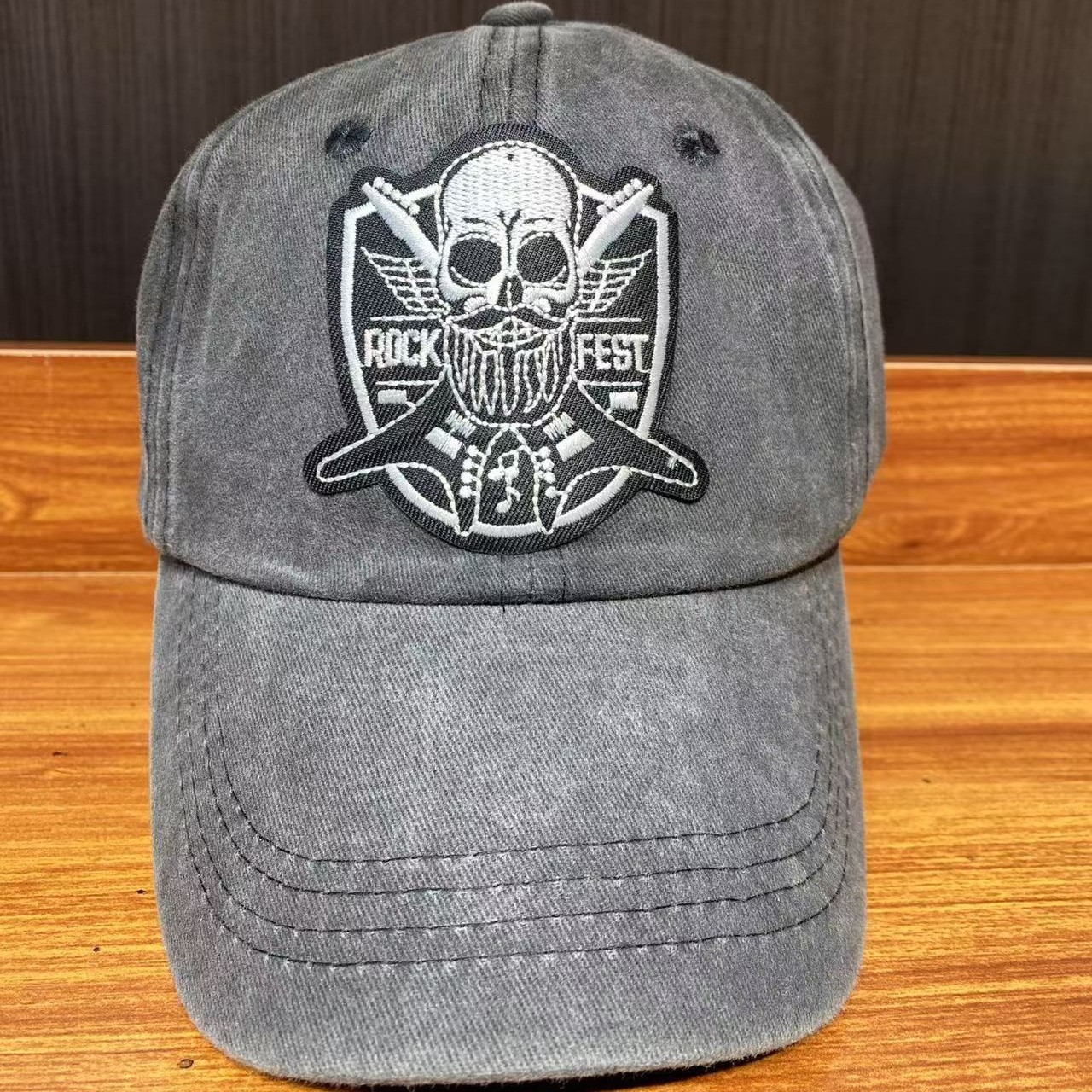 Baseball cap embroidery label new rock fan hat old washed retro men and women world band duckbill cap