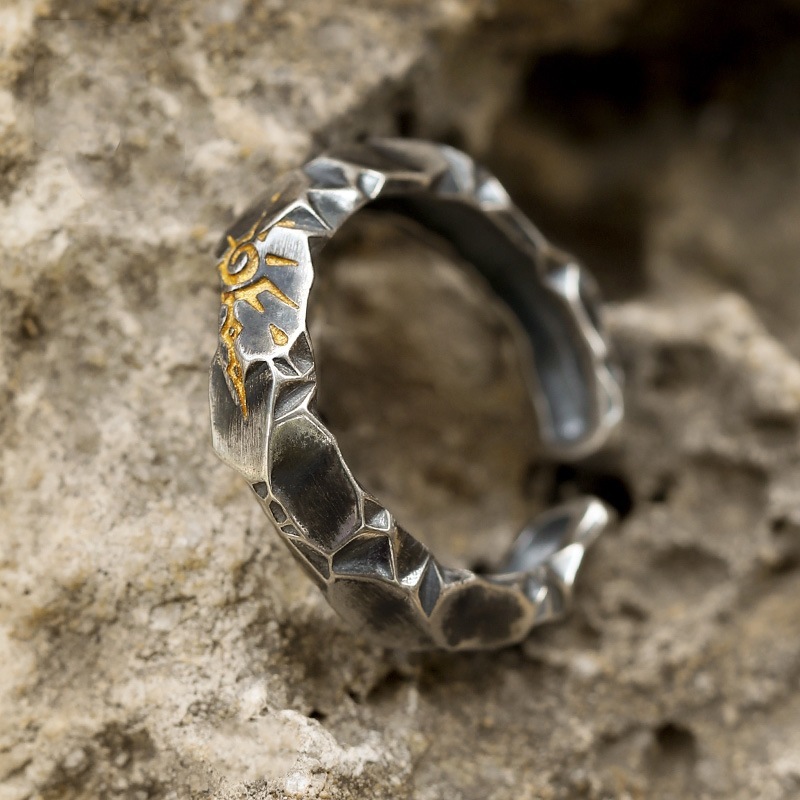 High-grade silver wishing stone ring for men zinc alloy flare ring unique index finger ring jewelry men's ring wholesale