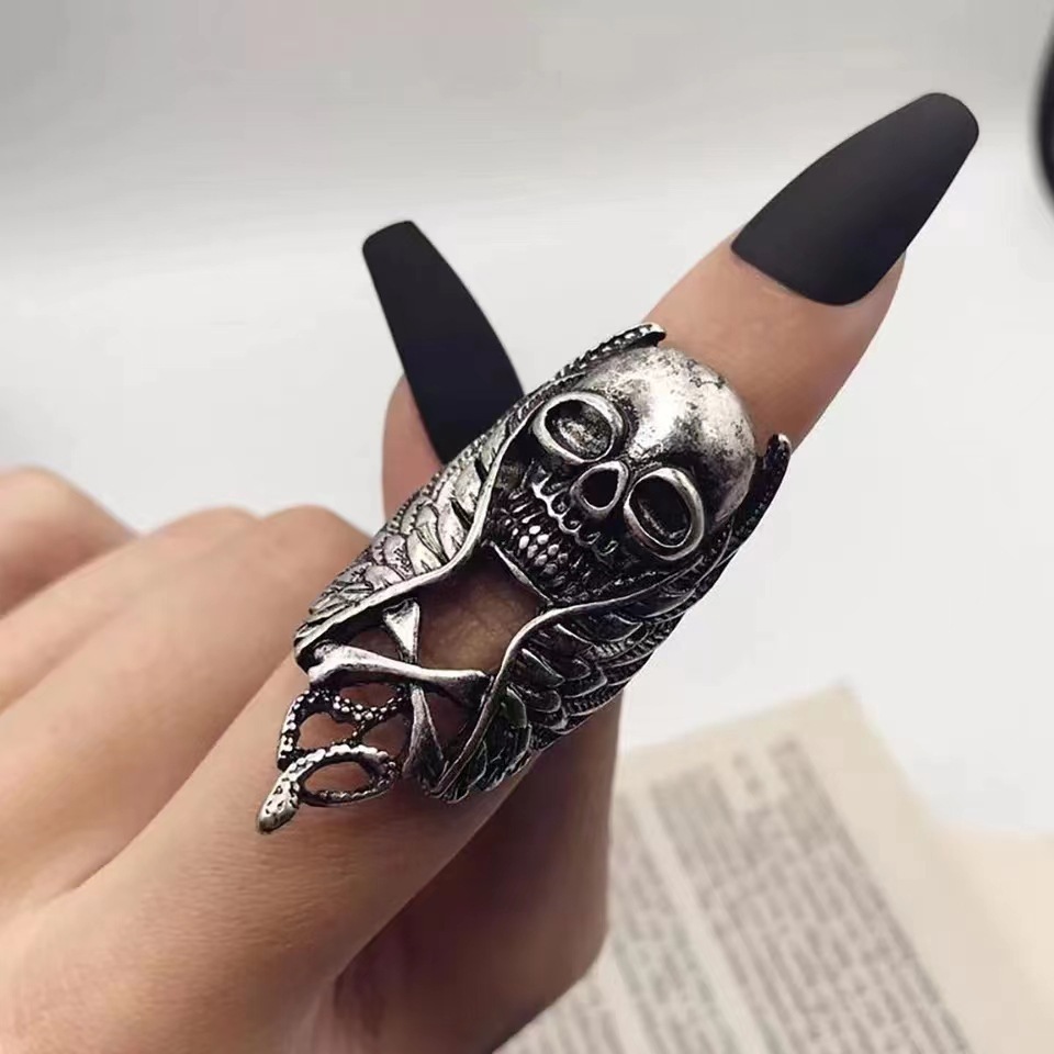 European and American alloy retro punk style long ring rock skull ring manufacturers hot selling spot wholesale