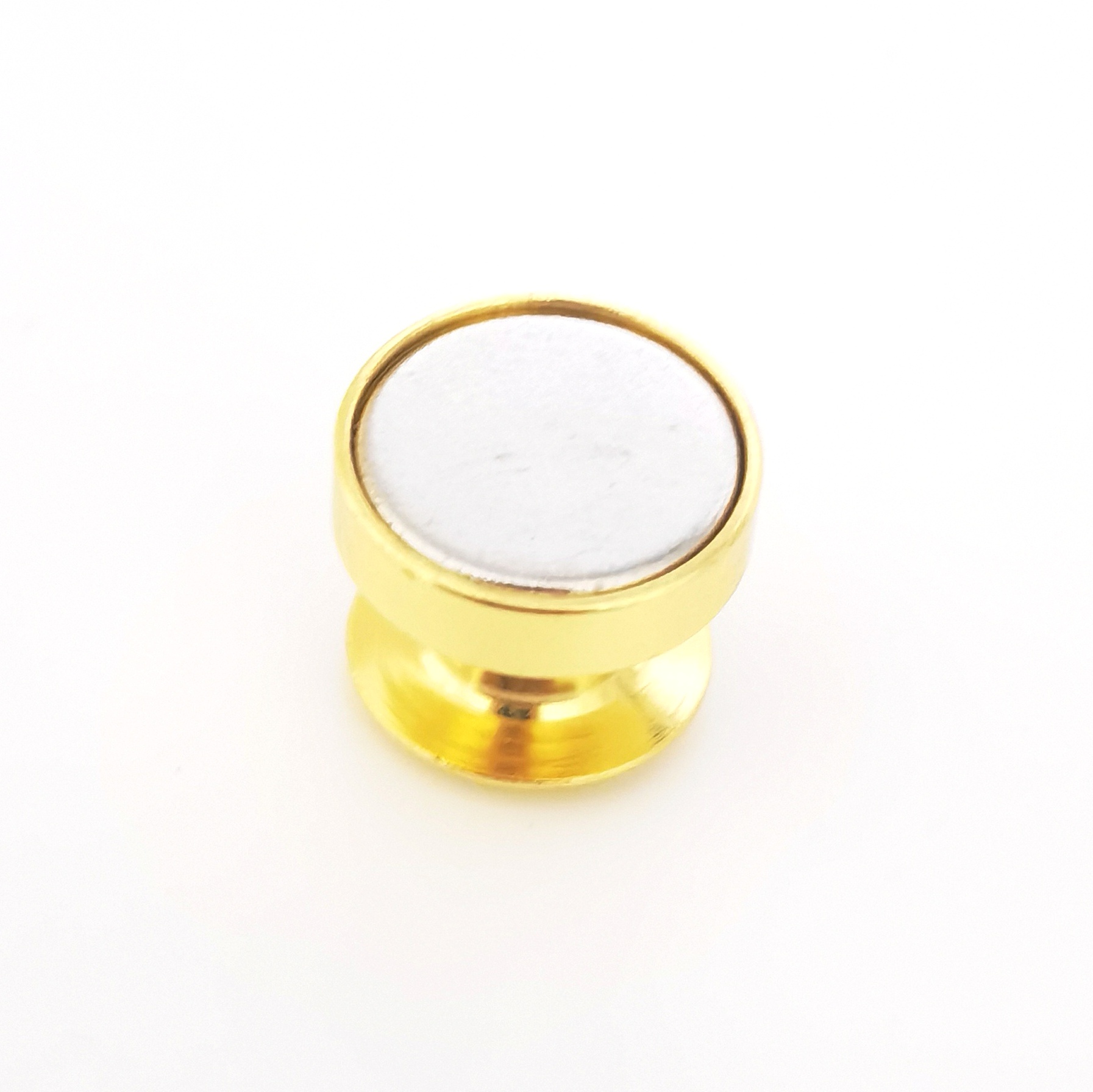 Pin-to-Magnet Adapter – Luxury Metal Clutch with Strong Magnet