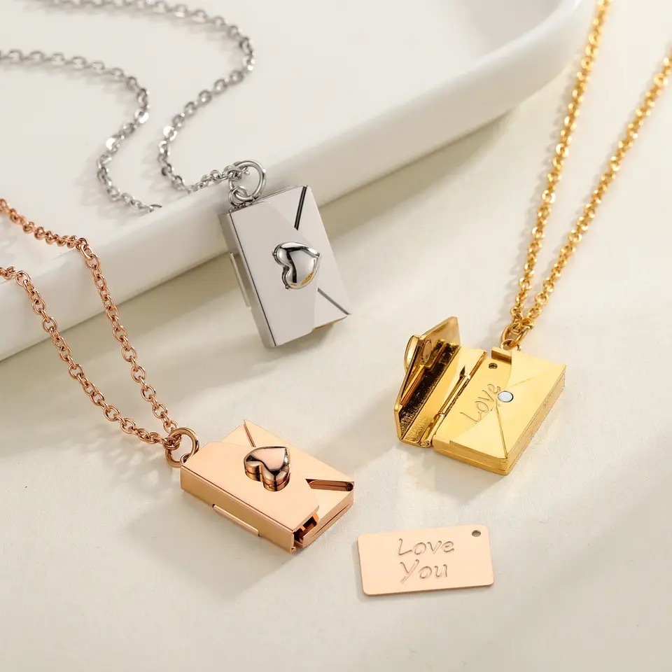 European and American cross-border 18k gold non-fading couple book pendant necklace personality DIY love opening and closing book sweater chain