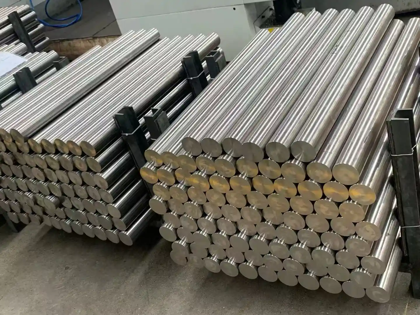 Titanium Round Bar