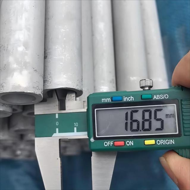 321 Stainless Steel Pipe | High Temperature Seamless & Welded Tubes