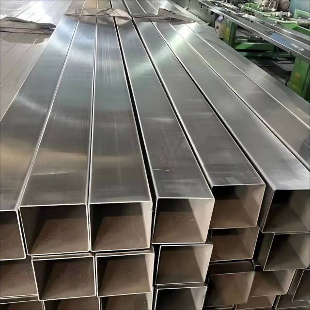 316 / 316L Stainless Steel Pipe | Seamless & Welded Tube Supplier
