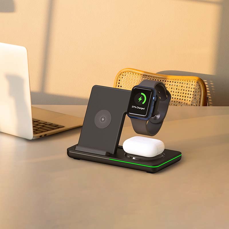 New Arrivals Portable 3 in 1 Wireless Charger Foldable 15W Fast Charging Stand Holders Station
