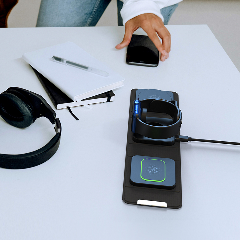 10W 15W Wireless Charging Pad Qi Fast Charger Foldable Magnetic 3 in 1 Wireless Charger Fast Charging Stand Holders Station