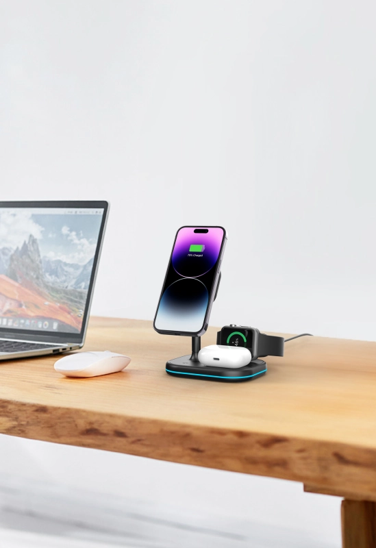 2023 High quality 15W 3in1 fast charging station magnetic wireless charger for iphone