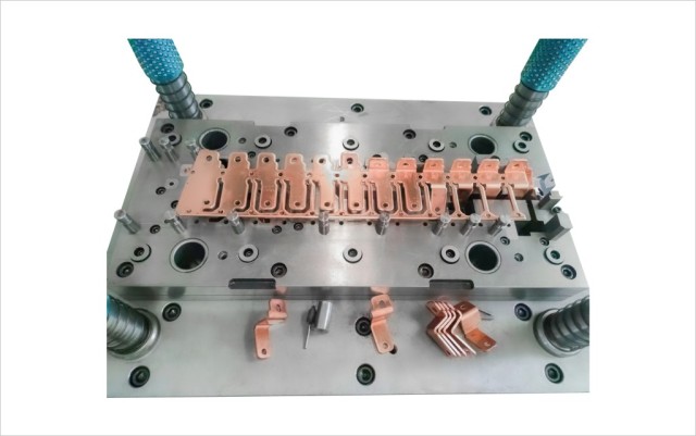 Precision Terminal Dies