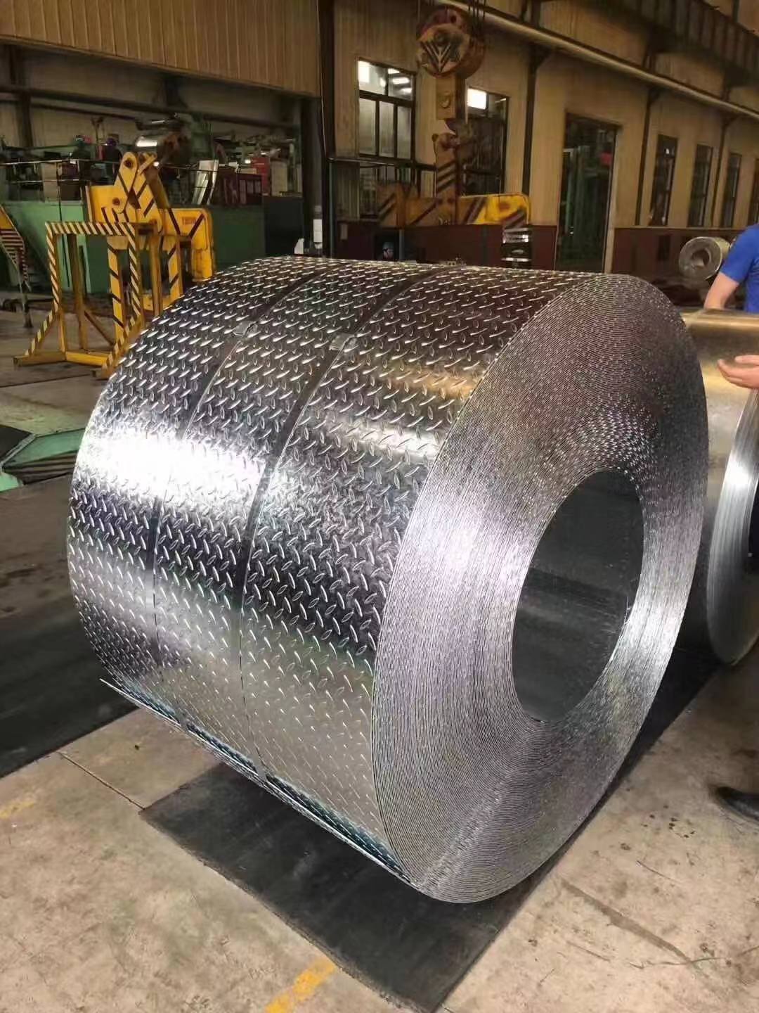 Hot Rolled/Cold Rolled Hr Cr Carbon Steel Sheet Plate Factory