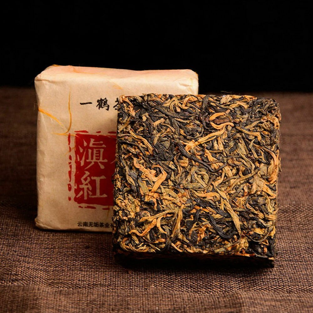 Dian Hong Black Tea Honey Fragrance Golden Buds B4