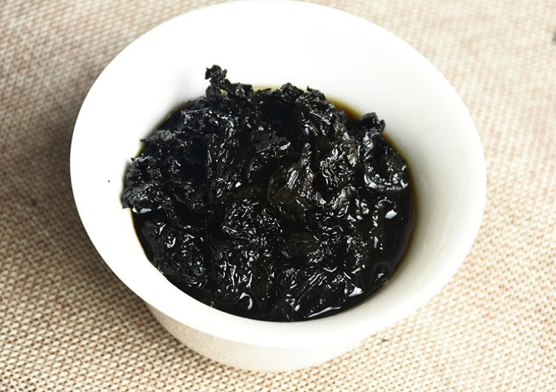 Oil Cut Black Oolong Tea Carbon Technology  Quality：C