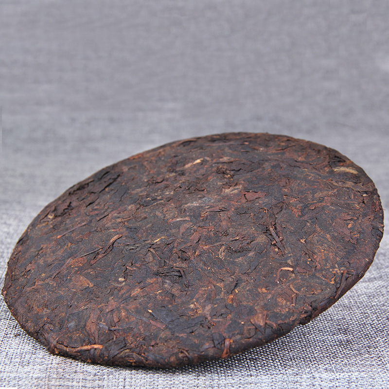 2019 Pu'er tea, cooked tea cake tea, Menghai Bulangshan Yiwu Laoshu tea