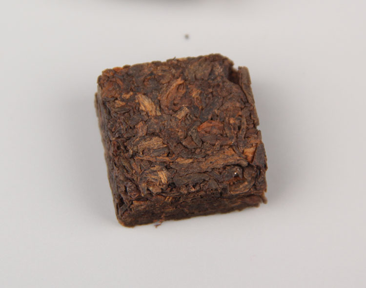 2003 Pu'er Tea - Small Golden Bricks of Cooked Tea