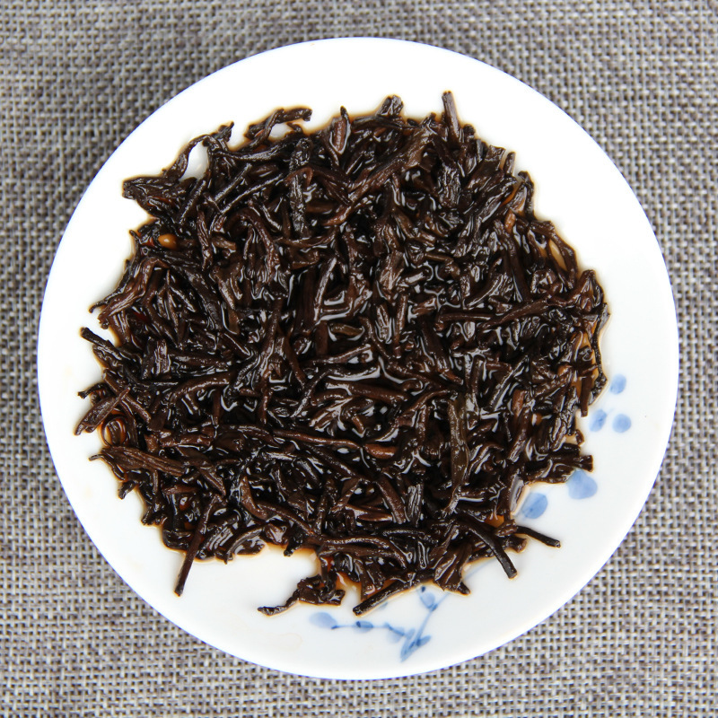 2017 Yunnan Pu'er Tea Cooked and Aged Palace Pu'er Cooked Tea Small Jar