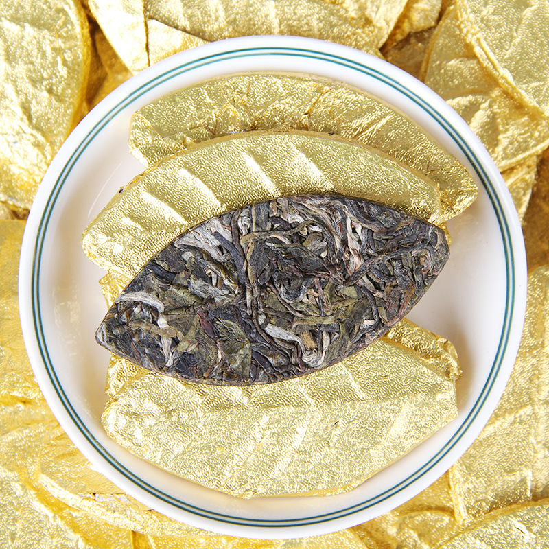 2021 Golden Leaf Menghai Tea District Ancient Tree Golden Leaf Pu'er Tea Raw Tea