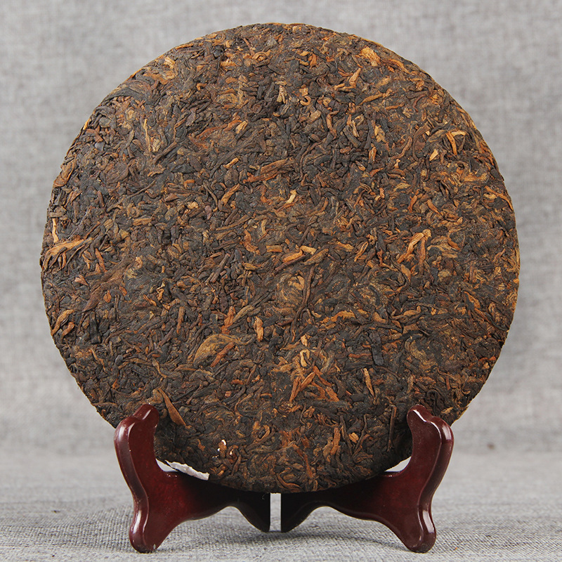 2018 Menghai Gongbing Menghai Pu'er Mature Tea 357g Qizi Cake Tea