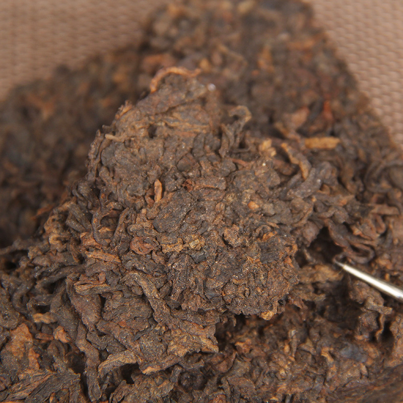 2015 Raw Material Yunnan Pu'er Tea Mature Tea Menghai Golden Brick Ancient Tree Aged and mellow Pu'er Tea 250g