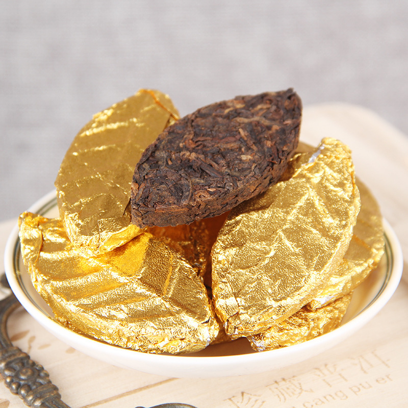 2020 Pu'er Golden Leaf Menghai Tea District Ancient Tree Golden Leaf Pu'er Tea Mature Tea