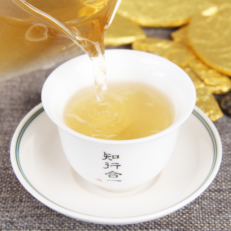 2021 Golden Leaf Menghai Tea District Ancient Tree Golden Leaf Pu'er Tea Raw Tea