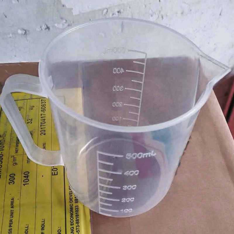 Hardner Measuring Bottle