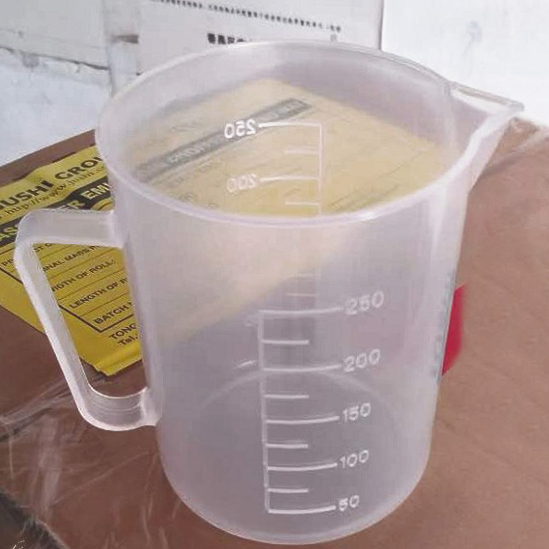Hardner Measuring Bottle