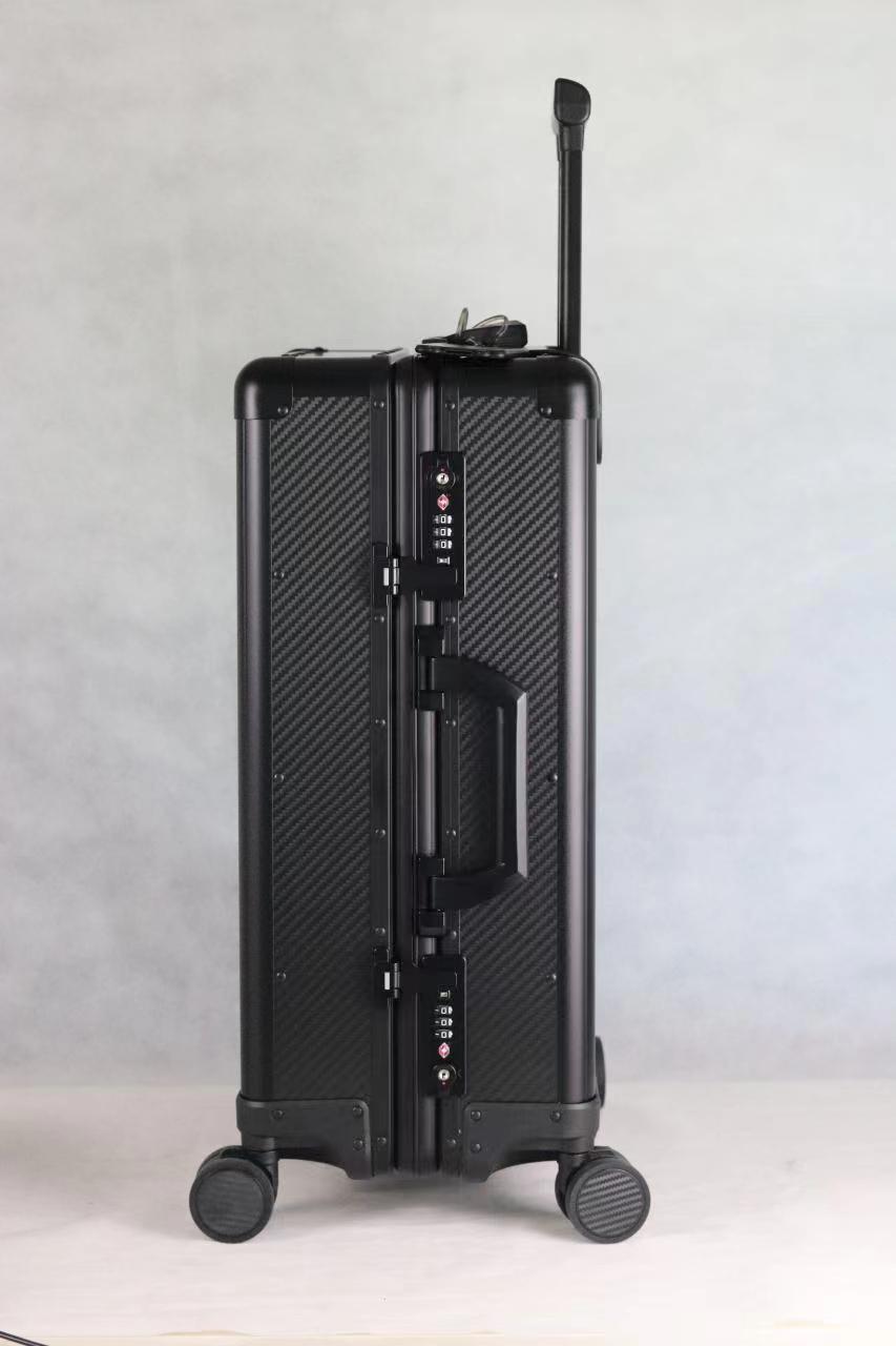 Durable Carbon Fiber Luggage for Business and Daily Life